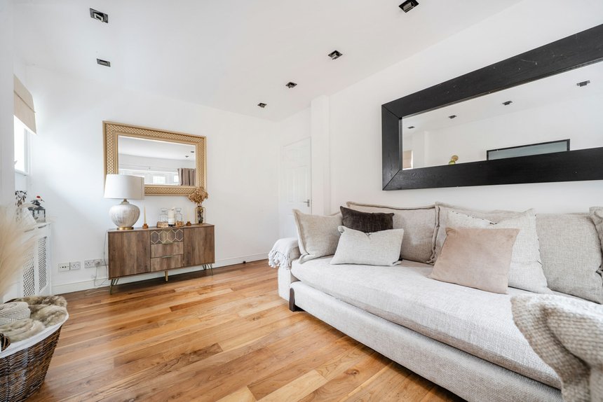 for sale deanway london 37354 - Gibbs Gillespie