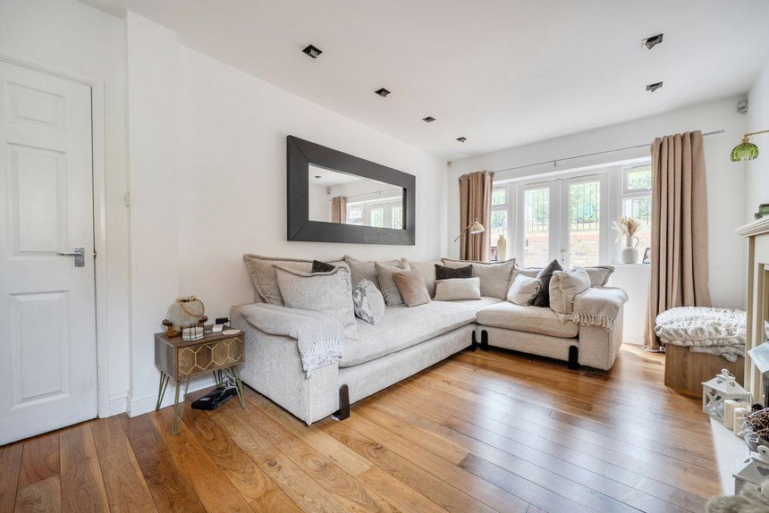 for sale deanway london 37354 - Gibbs Gillespie