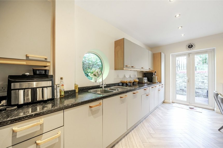 for sale deanway london 37354 - Gibbs Gillespie