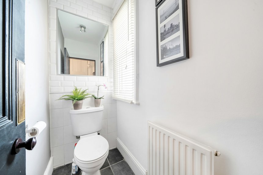 for sale chester road london 37386 - Gibbs Gillespie