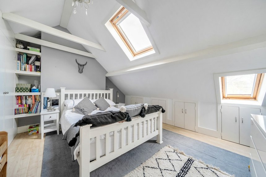 for sale chester road london 37386 - Gibbs Gillespie
