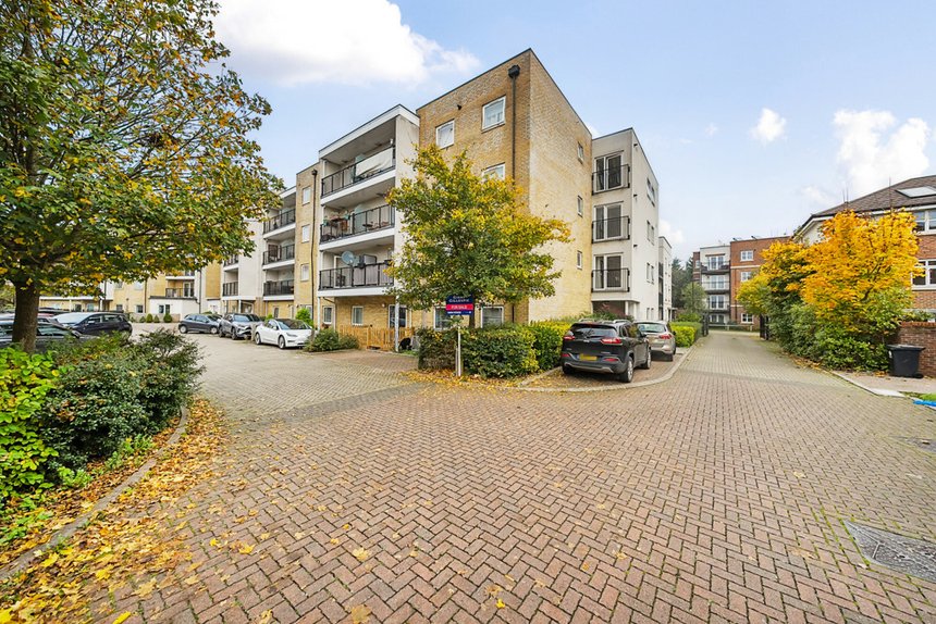 for sale truesdales london 37563 - Gibbs Gillespie