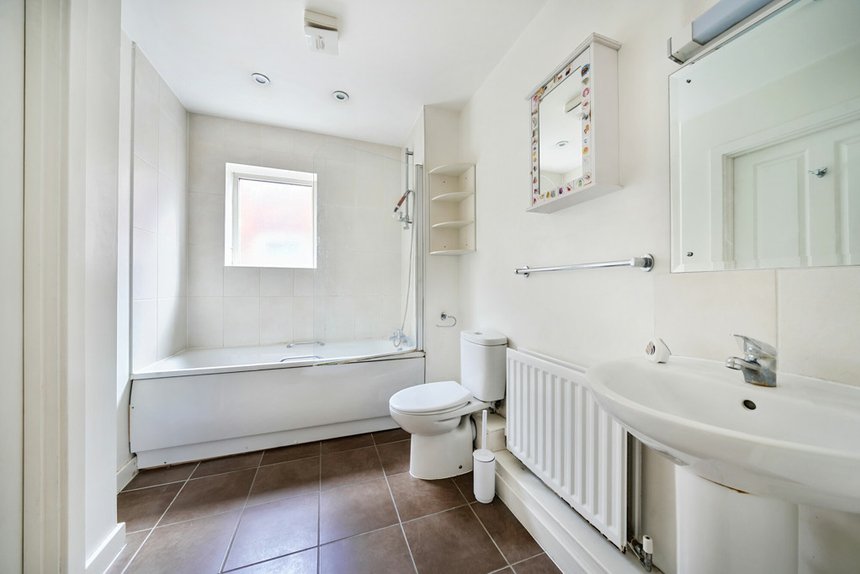 for sale truesdales london 37563 - Gibbs Gillespie