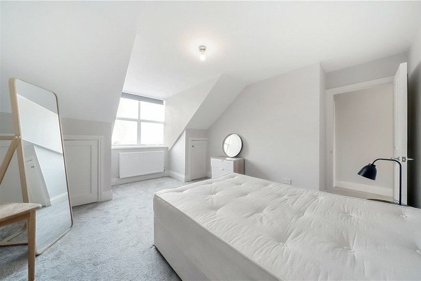 under offer montpelier road london 37585 - Gibbs Gillespie