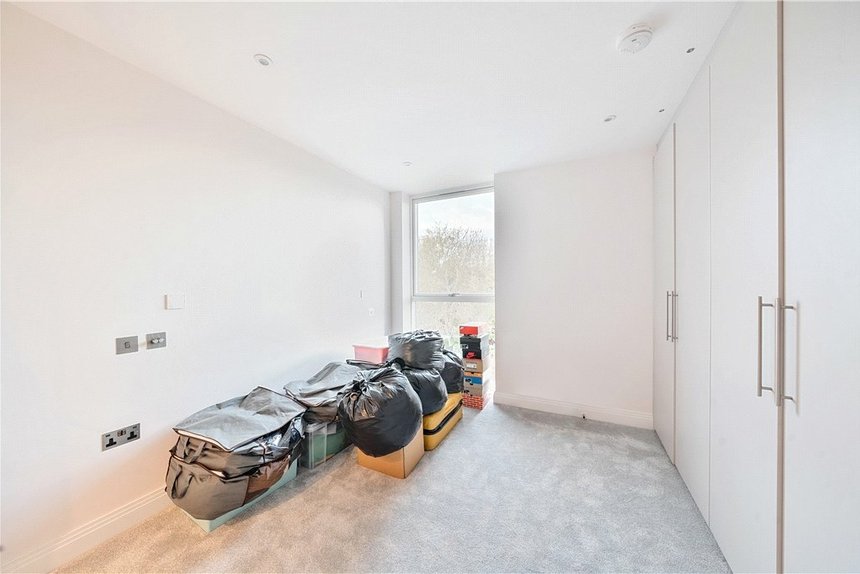 for sale halsbury close london 37650 - Gibbs Gillespie