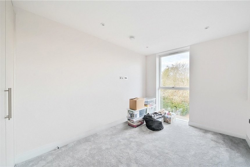 for sale halsbury close london 37650 - Gibbs Gillespie