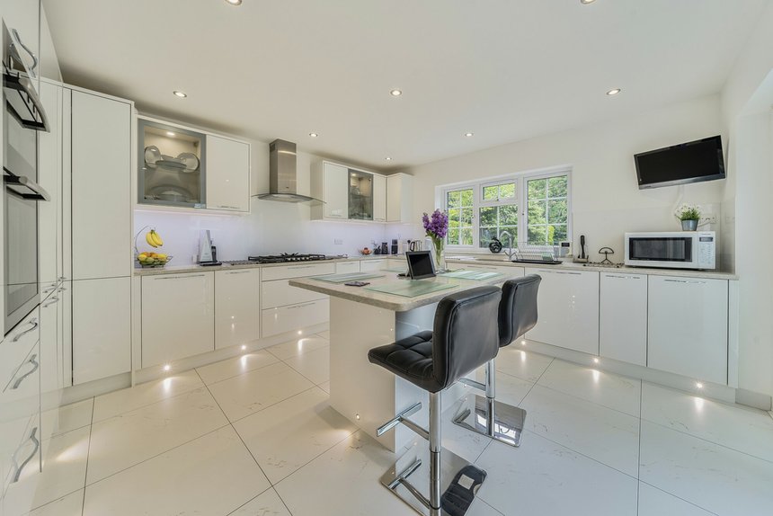 sold joiners lane london 37652 - Gibbs Gillespie