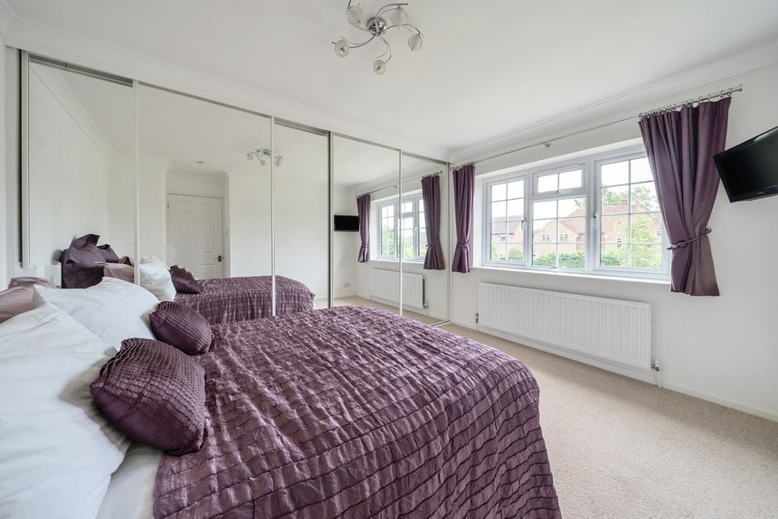 sold joiners lane london 37652 - Gibbs Gillespie