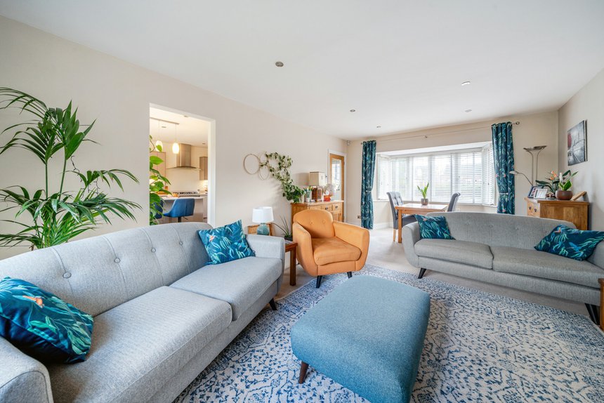 for sale maltmans lane london 37711 - Gibbs Gillespie