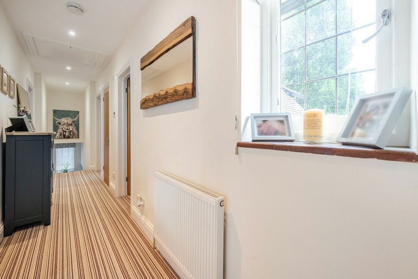 for sale maltmans lane london 37711 - Gibbs Gillespie
