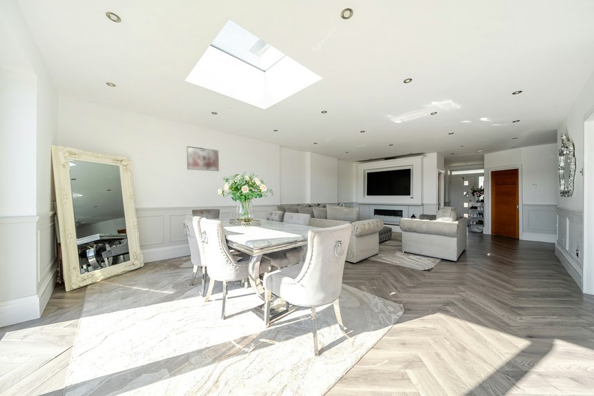 under offer herlwyn avenue london 37761 - Gibbs Gillespie