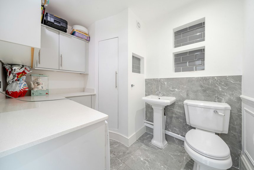 under offer herlwyn avenue london 37761 - Gibbs Gillespie