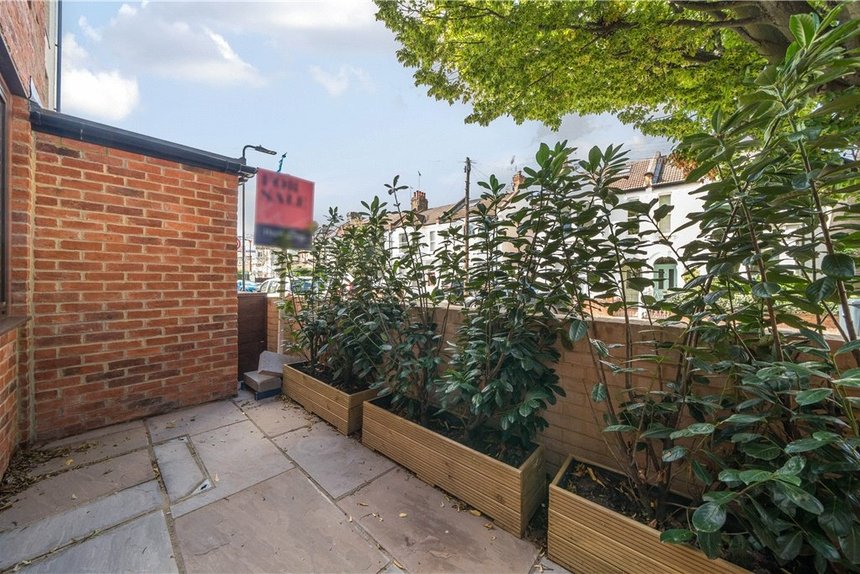 sold carlyle road london 37858 - Gibbs Gillespie