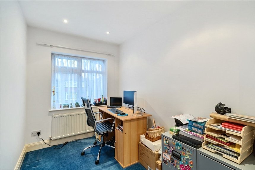 for sale wetheral drive london 37880 - Gibbs Gillespie