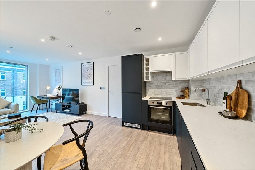 for sale dominion apartments london 37898 - Gibbs Gillespie