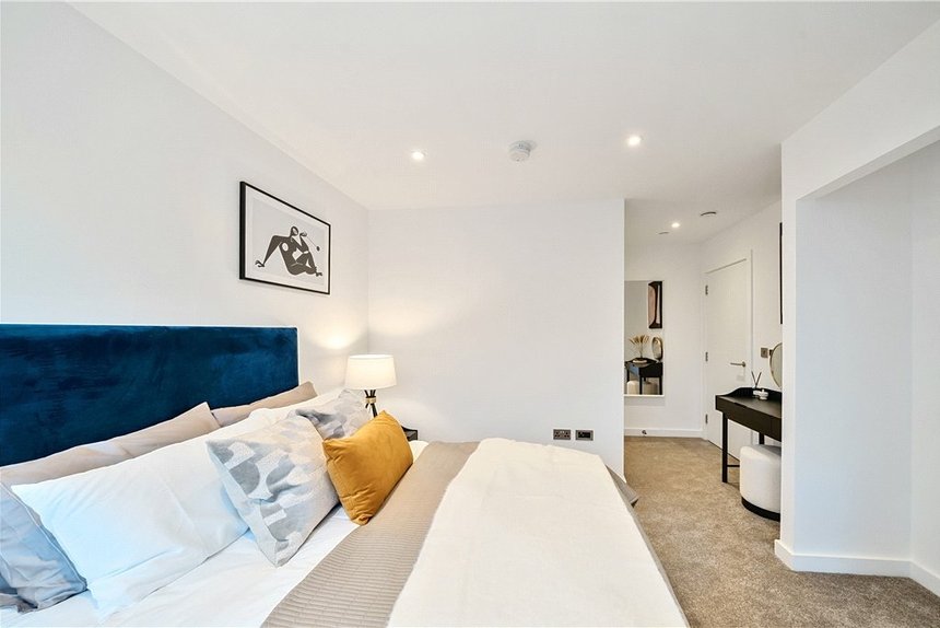 for sale dominion apartments london 37900 - Gibbs Gillespie