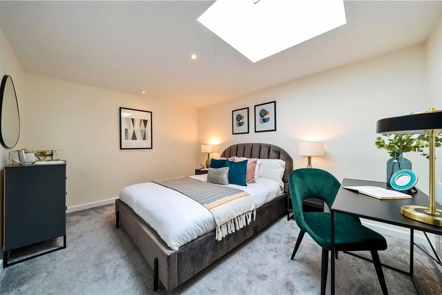 for sale luna apartments london 37984 - Gibbs Gillespie