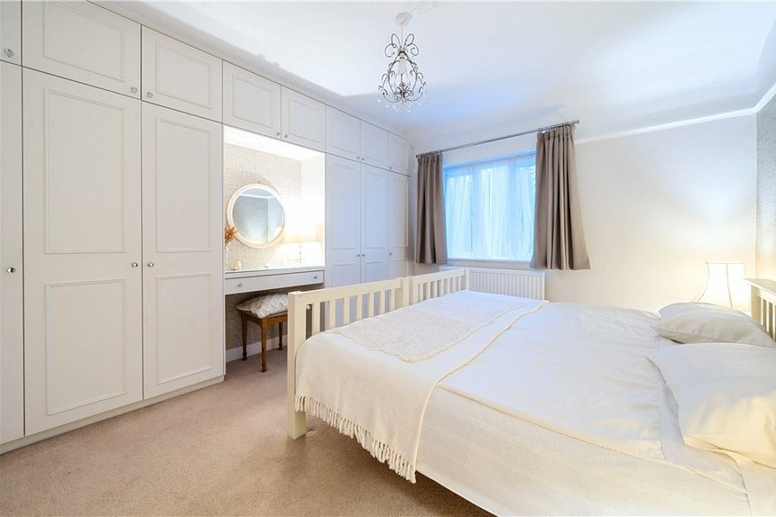 for sale avalon road london 38013 - Gibbs Gillespie