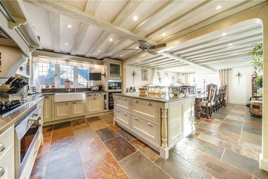 for sale framewood road london 38060 - Gibbs Gillespie