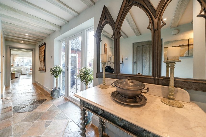 for sale framewood road london 38060 - Gibbs Gillespie