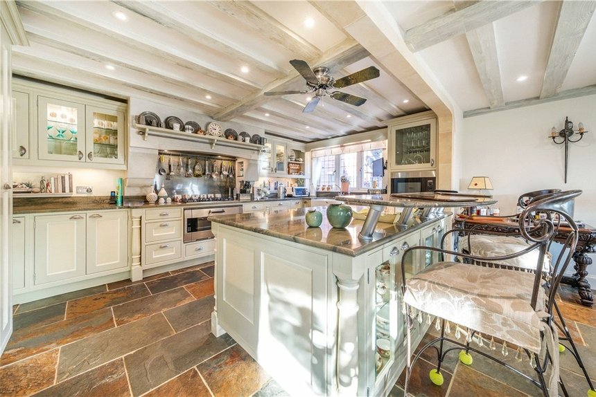 for sale framewood road london 38060 - Gibbs Gillespie