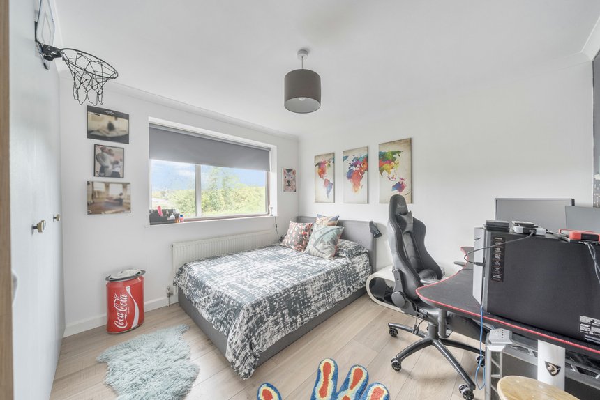 for sale plough lane london 38090 - Gibbs Gillespie