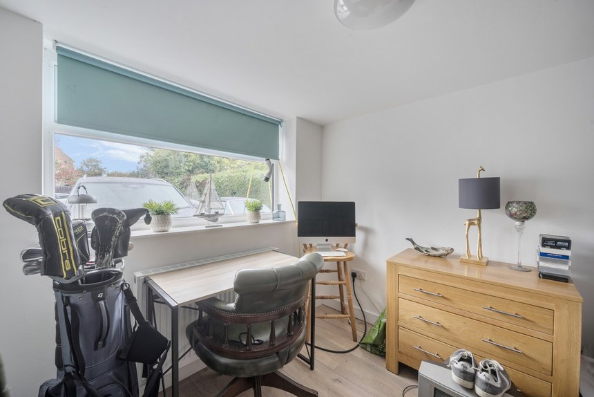 for sale plough lane london 38090 - Gibbs Gillespie