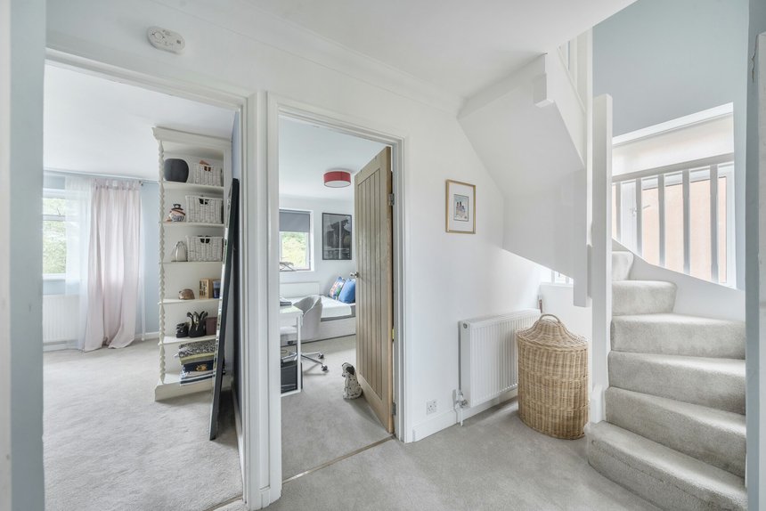 for sale plough lane london 38090 - Gibbs Gillespie