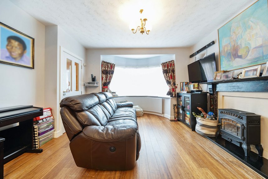 3 bedroom House for sale in Beverley Road, Ruislip, Middlesex, HA4
