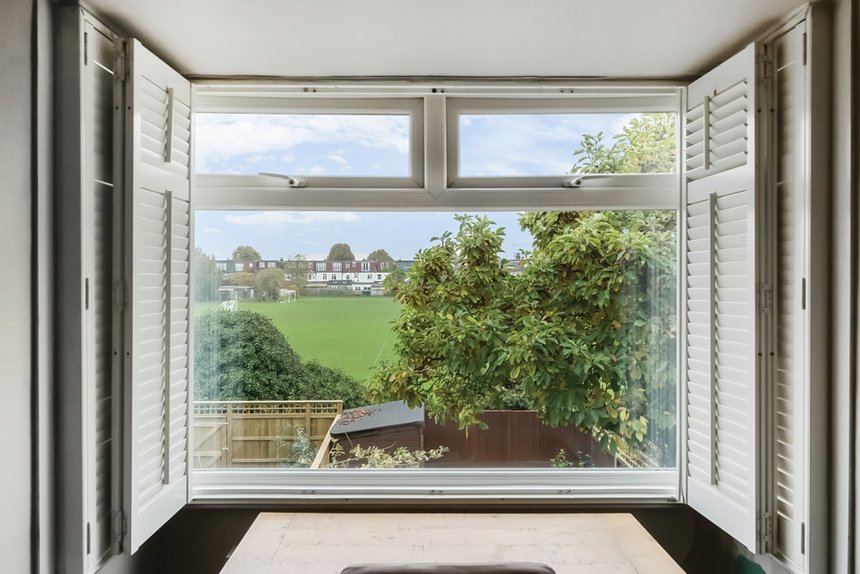 for sale woodstock avenue london 38153 - Gibbs Gillespie