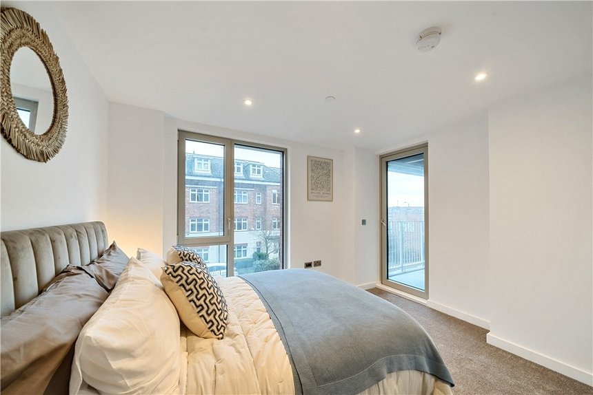 for sale dominion apartments london 38200 - Gibbs Gillespie