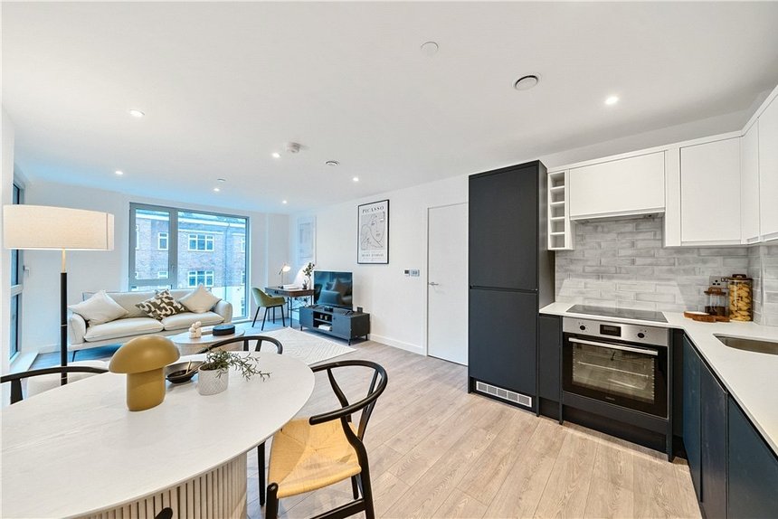 for sale dominion apartments london 38200 - Gibbs Gillespie