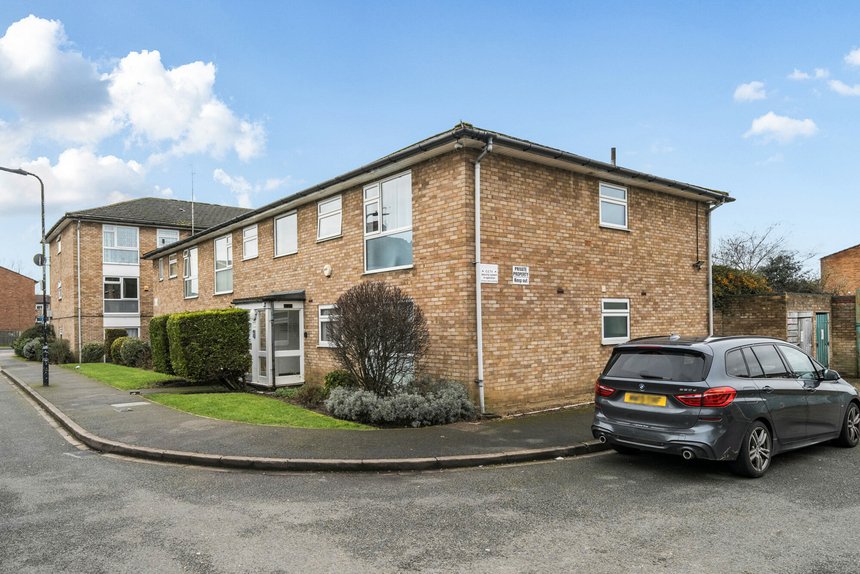 for sale nigel close london 38269 - Gibbs Gillespie