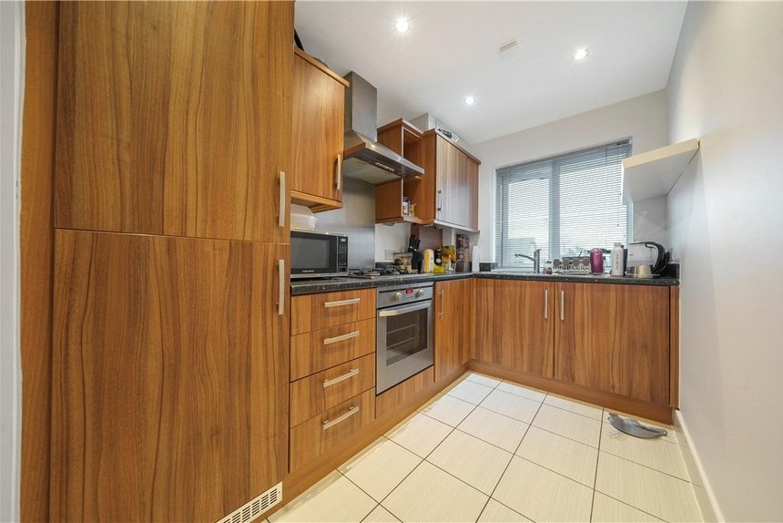 under offer wren lane london 38284 - Gibbs Gillespie