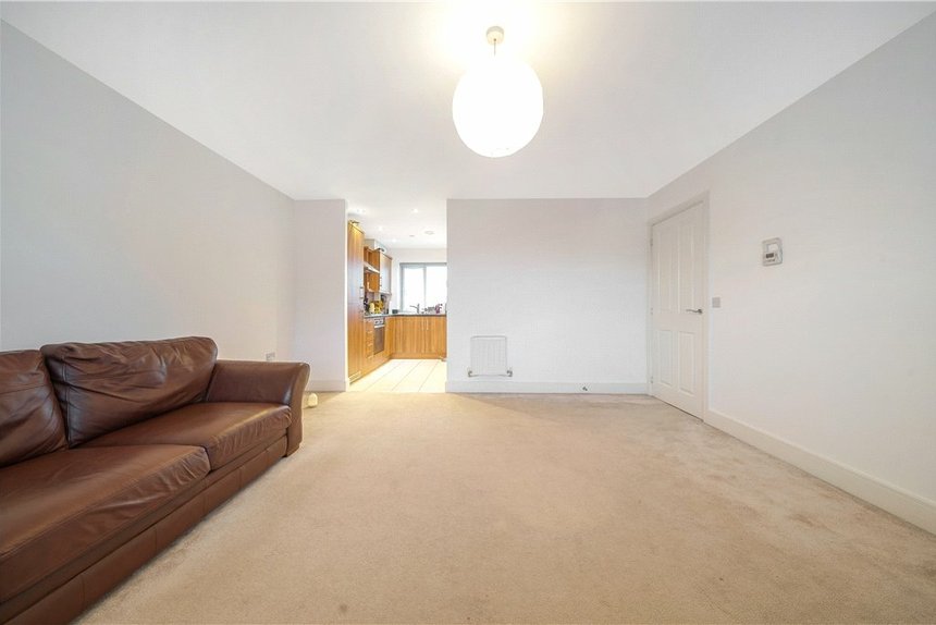 under offer wren lane london 38284 - Gibbs Gillespie