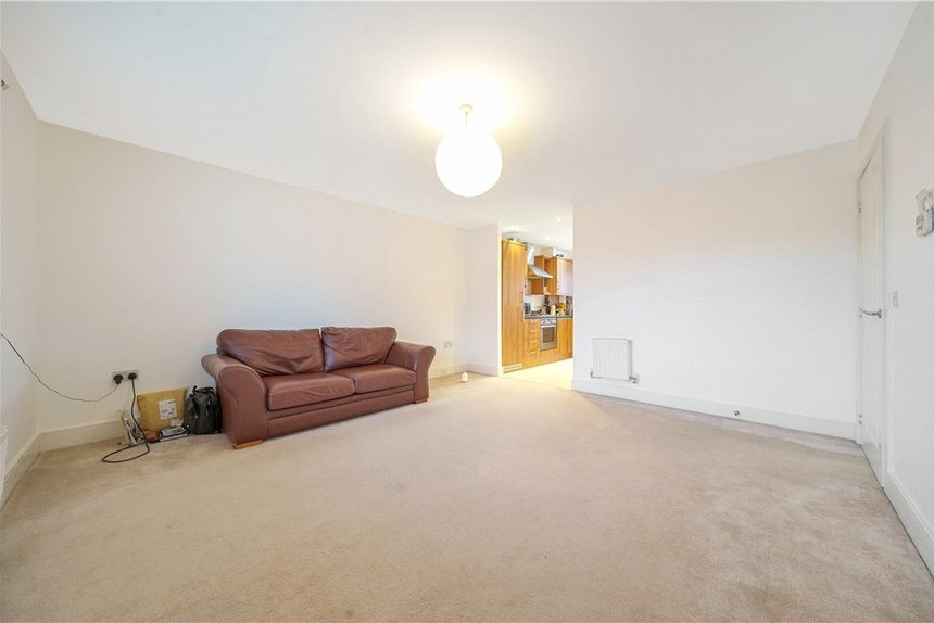 under offer wren lane london 38284 - Gibbs Gillespie