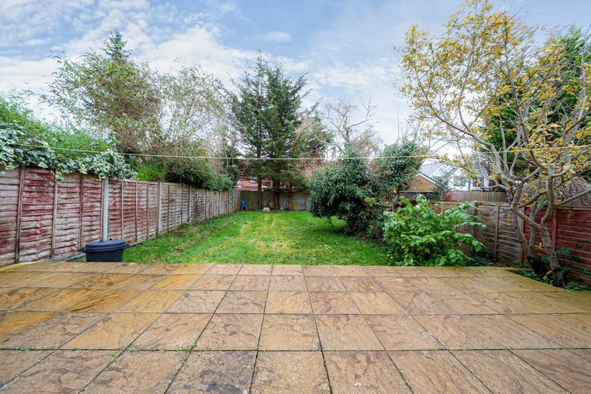 for sale the fairway london 38337 - Gibbs Gillespie