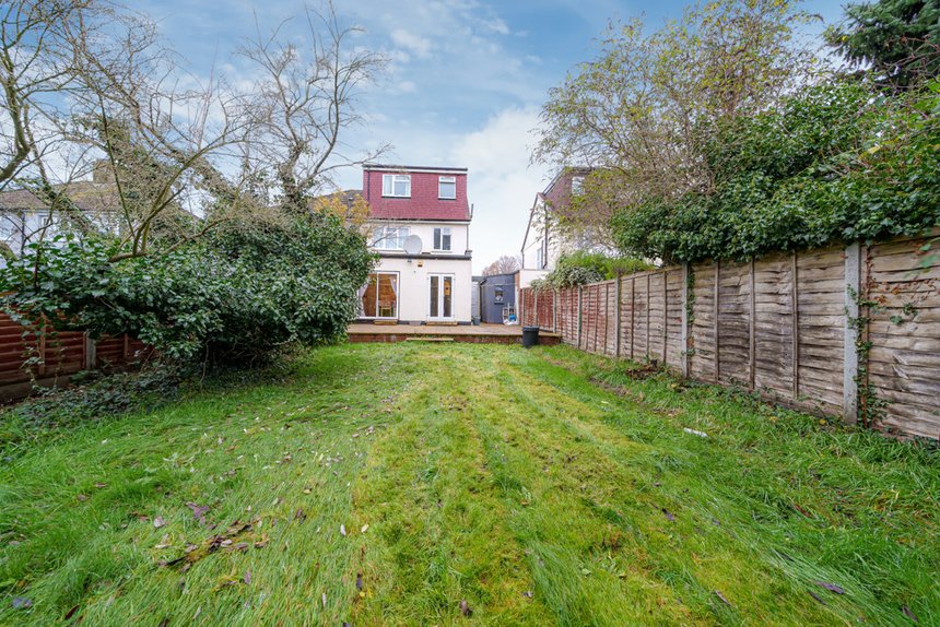 for sale the fairway london 38337 - Gibbs Gillespie