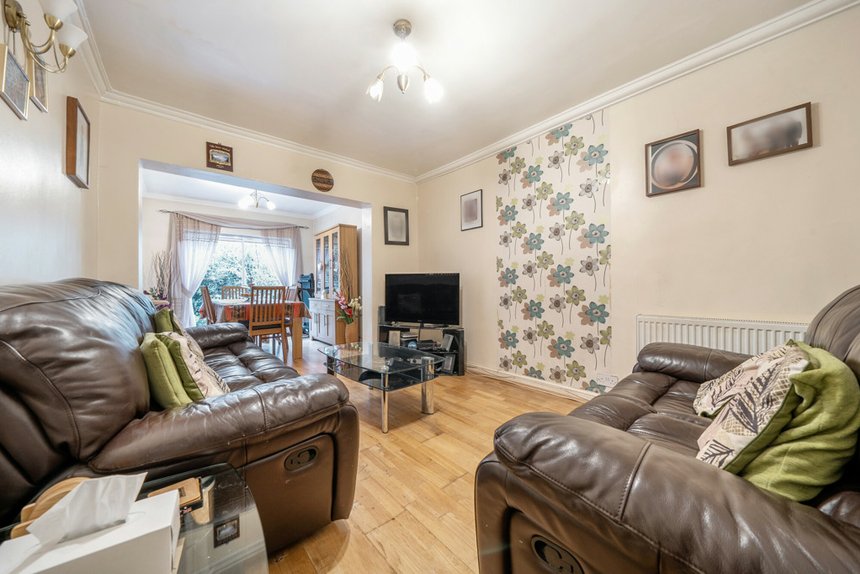 for sale the fairway london 38337 - Gibbs Gillespie