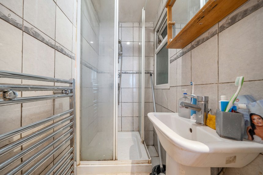 for sale the fairway london 38337 - Gibbs Gillespie