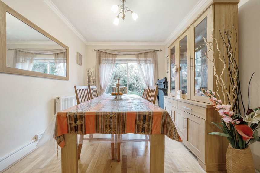 for sale the fairway london 38337 - Gibbs Gillespie