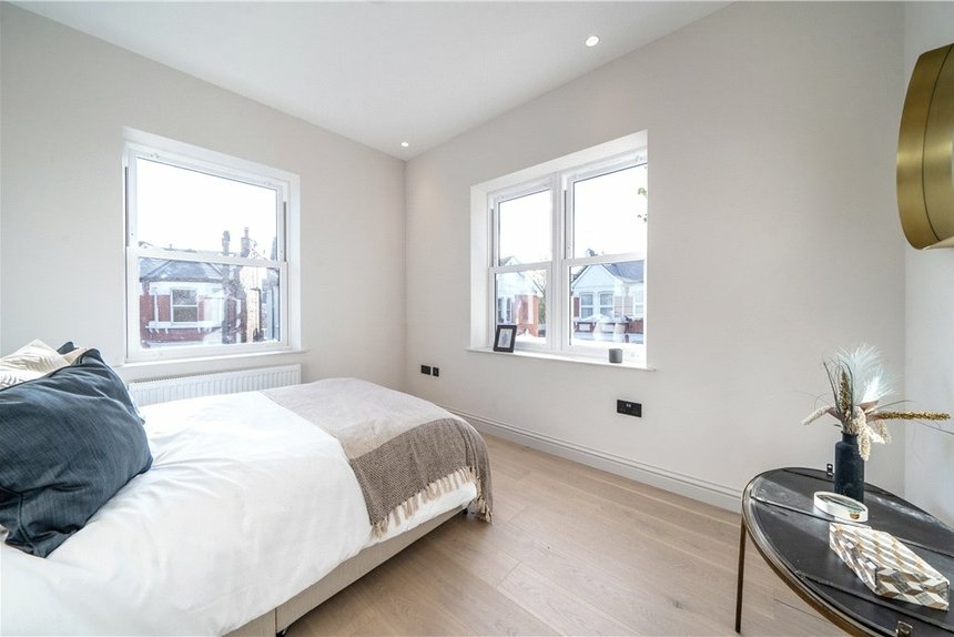 for sale hillcrest road london 38378 - Gibbs Gillespie