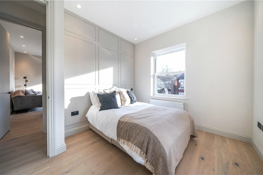 for sale hillcrest road london 38378 - Gibbs Gillespie