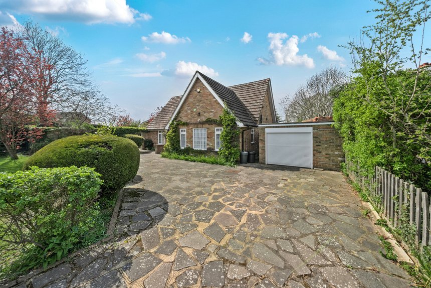 under offer chichester avenue london 38529 - Gibbs Gillespie