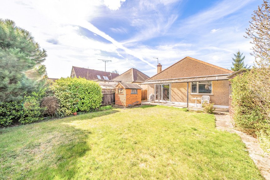 sold downs avenue london 38576 - Gibbs Gillespie