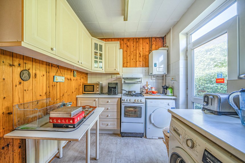 sold downs avenue london 38576 - Gibbs Gillespie