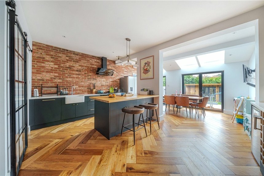 under offer meadvale road london 38585 - Gibbs Gillespie