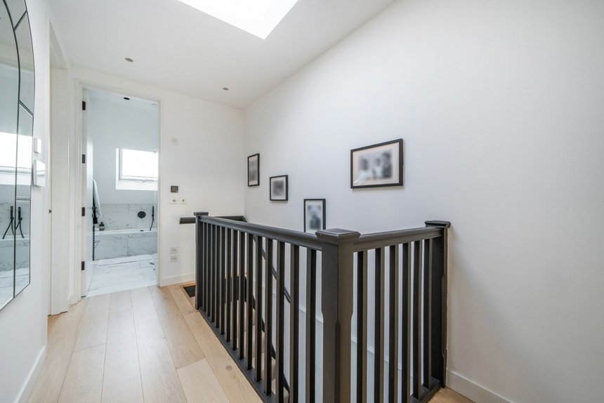 for sale creffield road london 38595 - Gibbs Gillespie