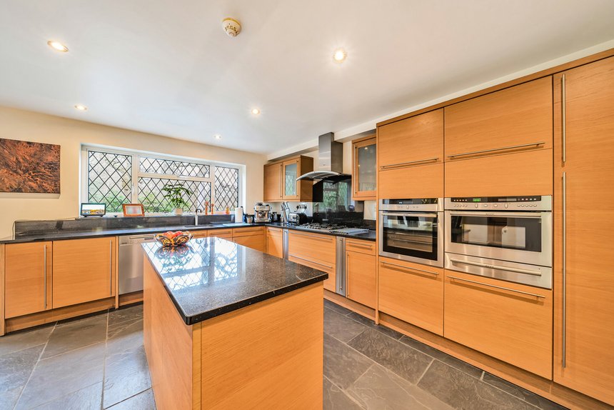 for sale copse wood way london 38664 - Gibbs Gillespie