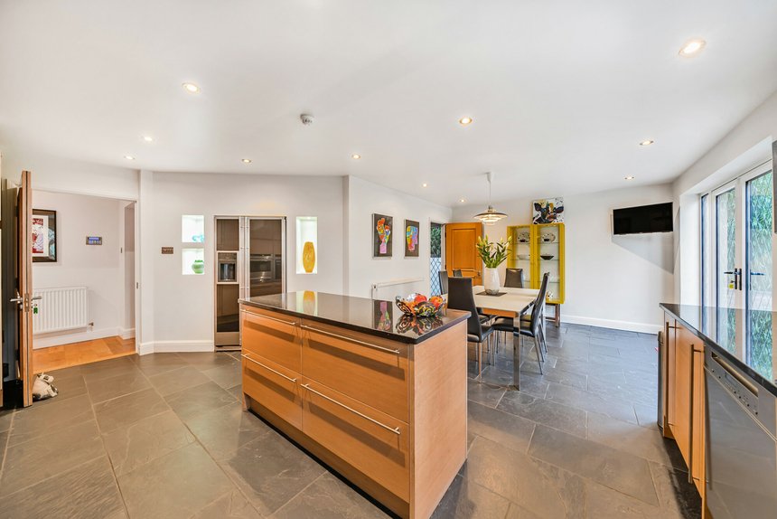 for sale copse wood way london 38664 - Gibbs Gillespie